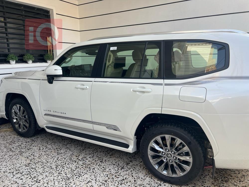 تويوتا لاندكروزر